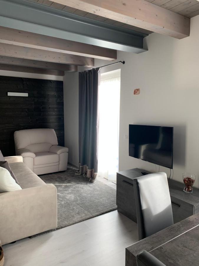 Alpin Sun Apartment Temu Exterior photo